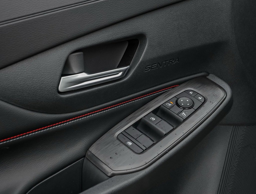 New 2026 Nissan Sentra SR image 13