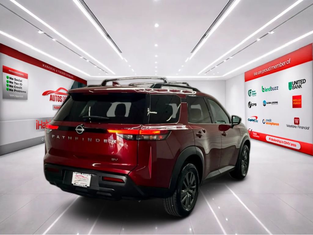 Used 2022 Nissan Pathfinder SV image 8