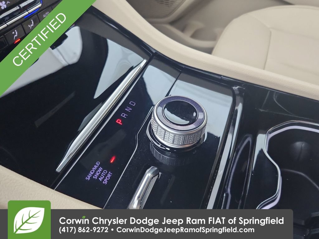 Used 2023 Jeep Grand Cherokee Limited AWD/4WD image 27