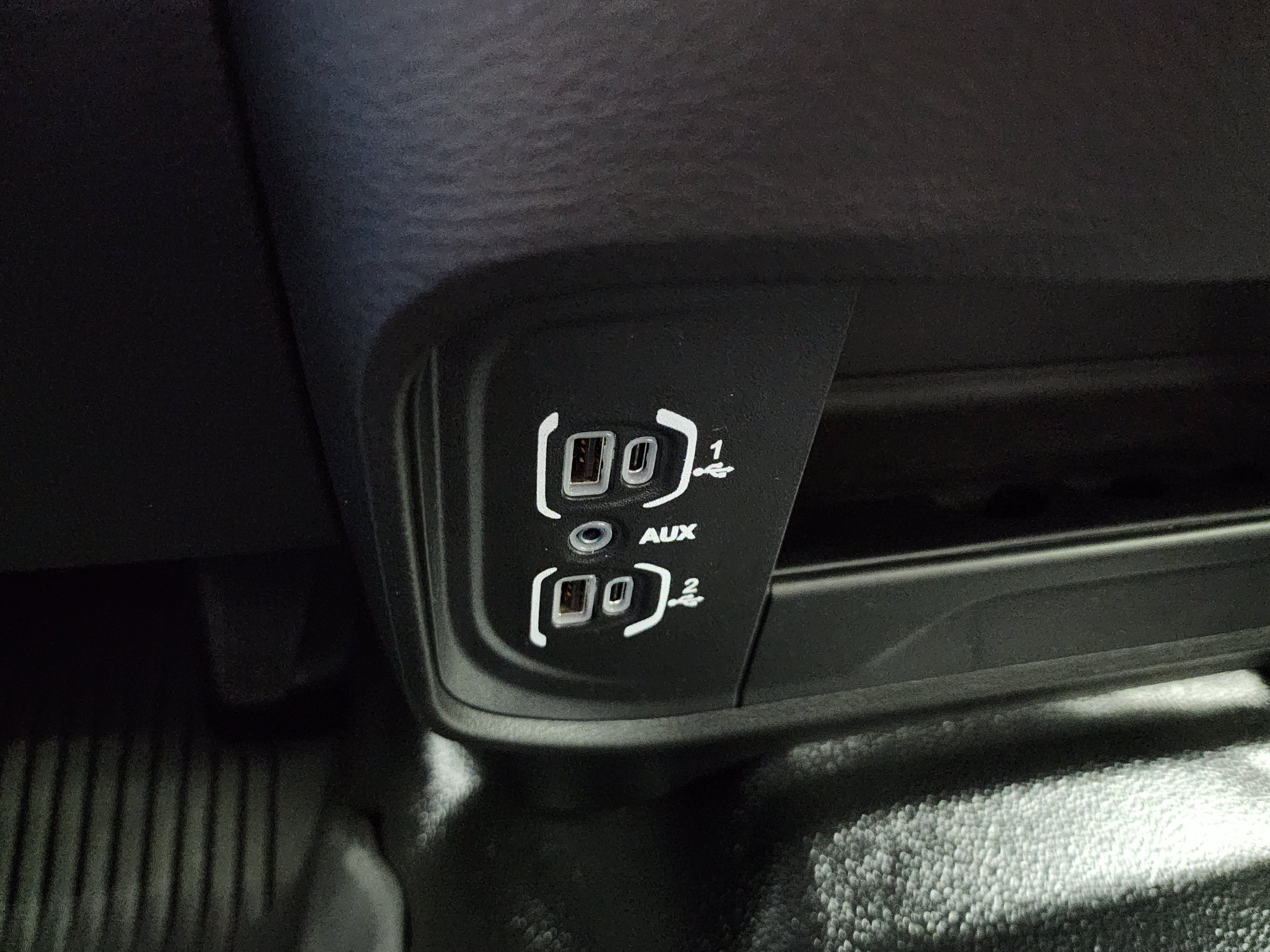Used 2023 RAM 2500 Tradesman AWD/4WD image 40