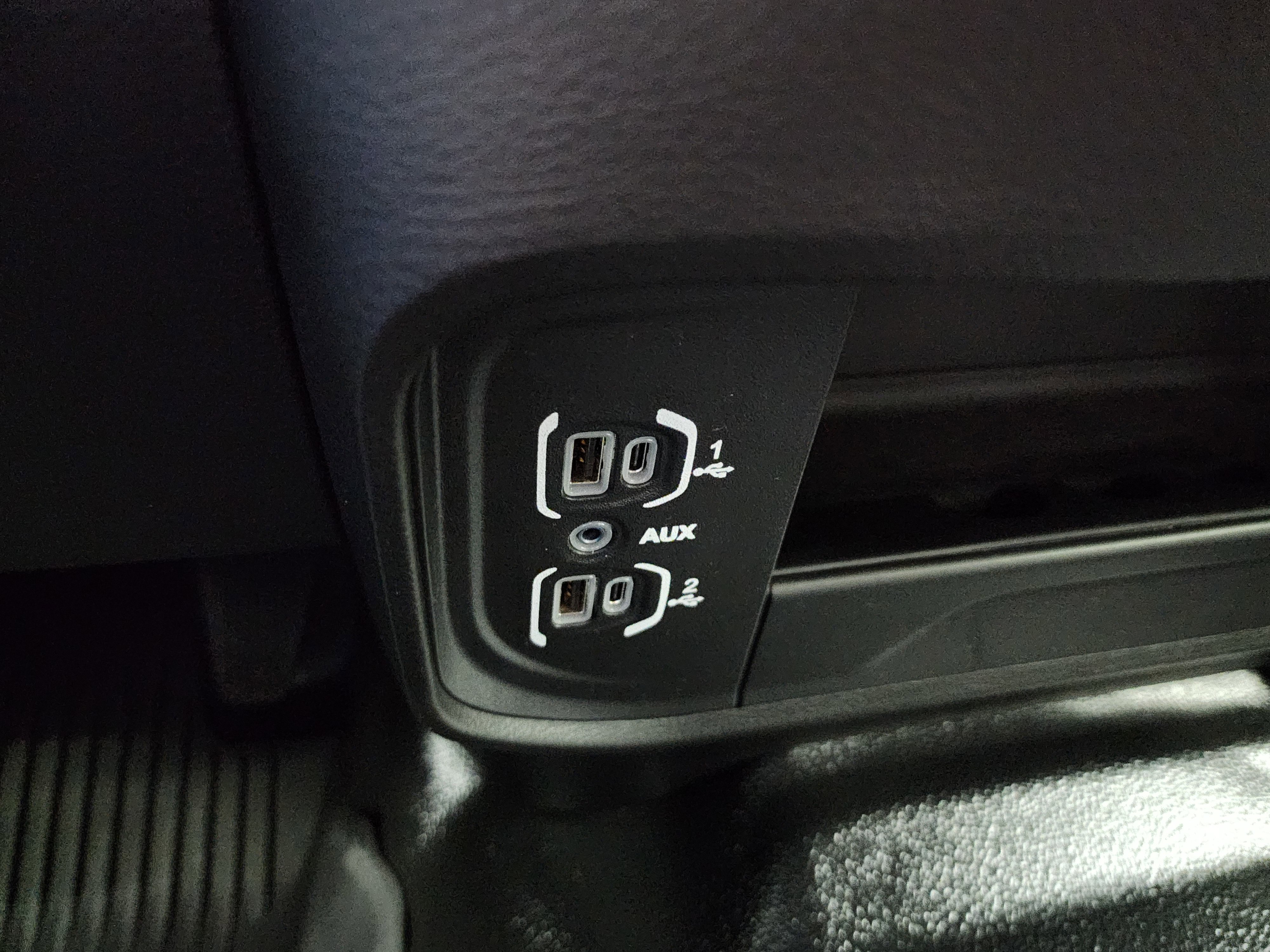 Used 2023 RAM 2500 Tradesman image 40