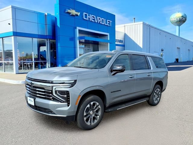 New 2026 Chevrolet Suburban LT w/ Comfort Package AWD/4WD image 8
