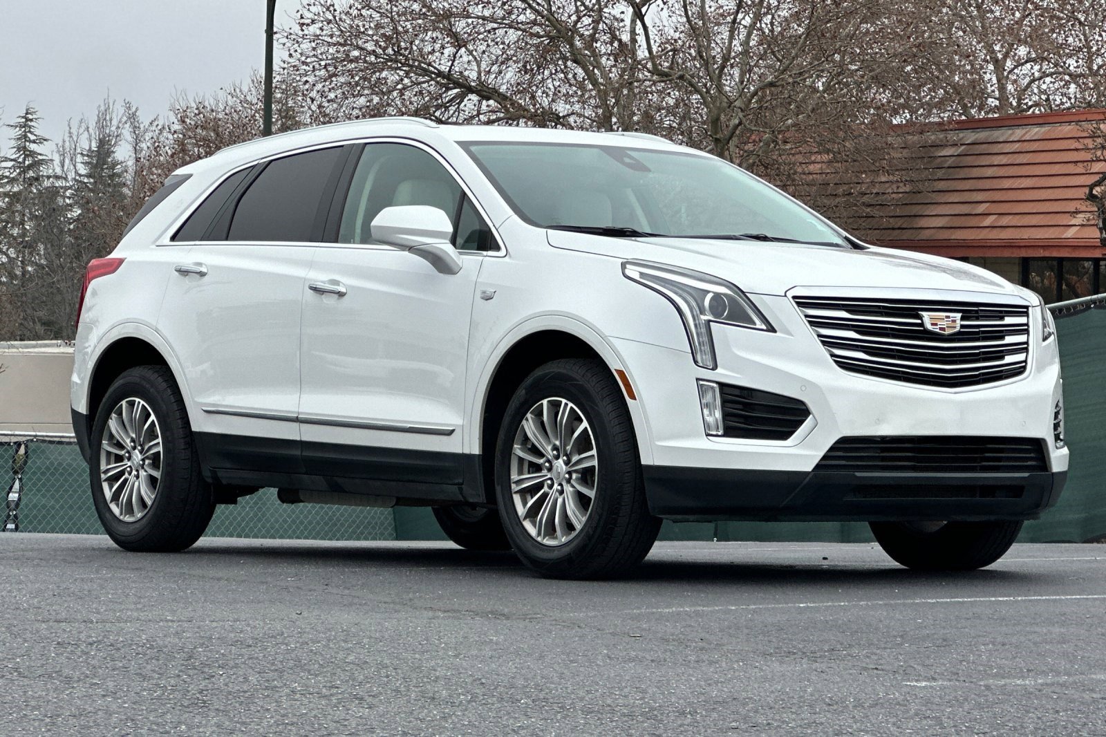 Used 2018 Cadillac XT5 Luxury w/ Driver Awareness Package image 7