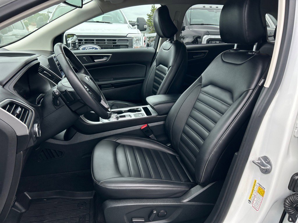 Used 2022 Ford Edge SEL w/ Convenience Package image 9