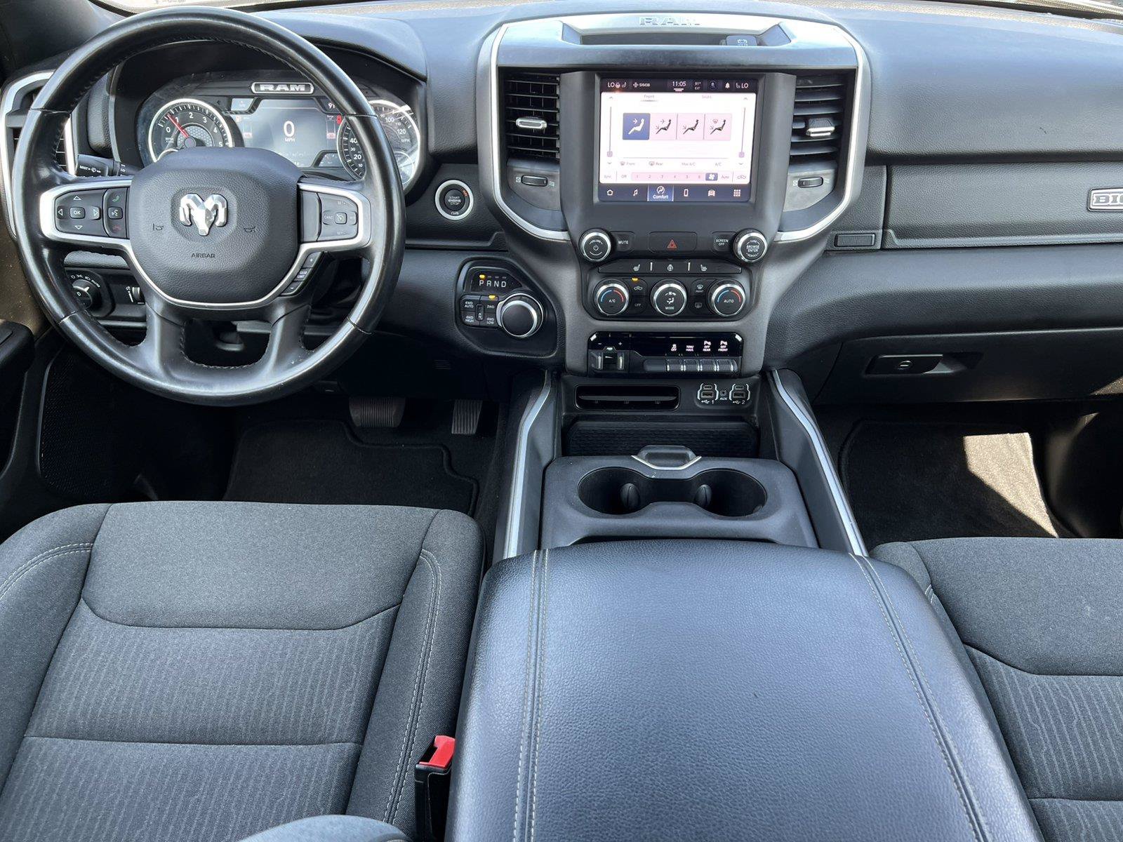 Used 2022 RAM 1500 Big Horn AWD/4WD image 3