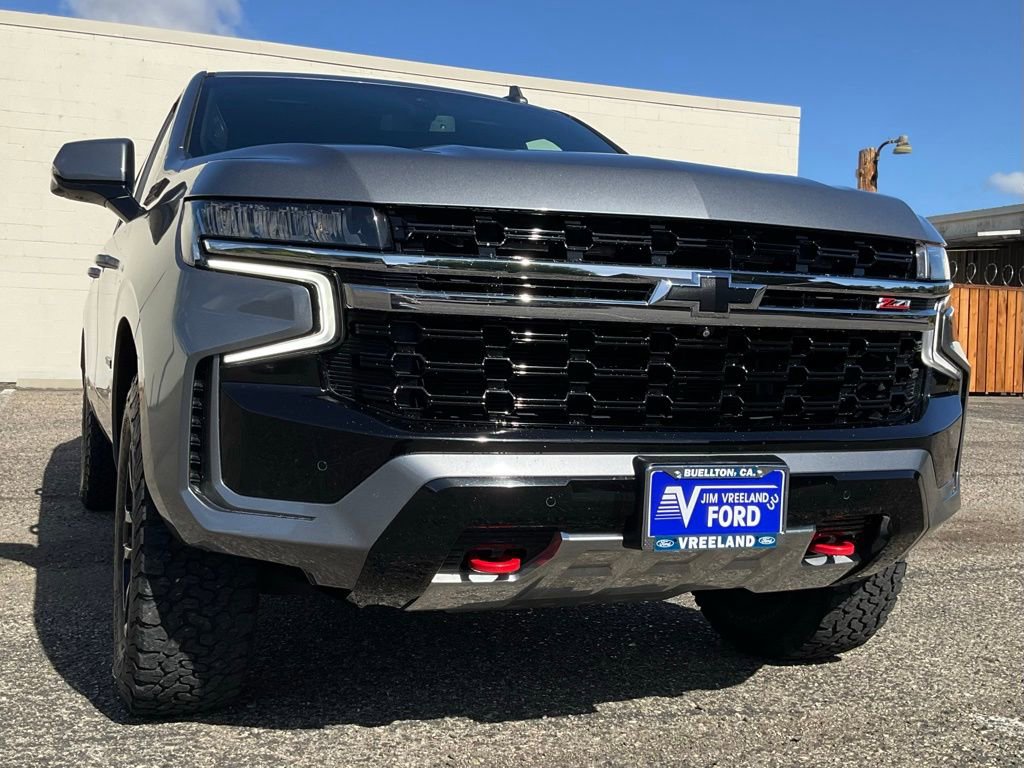 Used 2021 Chevrolet Suburban Z71 w/ Luxury Package image 60