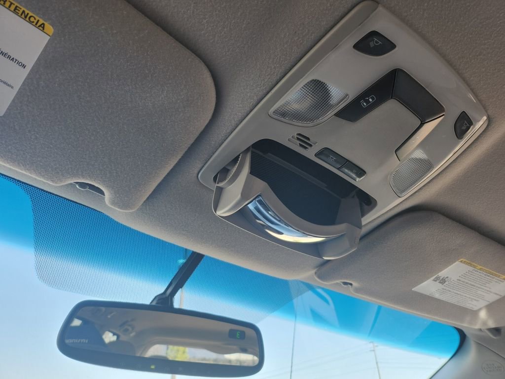 Used 2012 Toyota Sienna LE w/ Towing Pkg FWD image 22