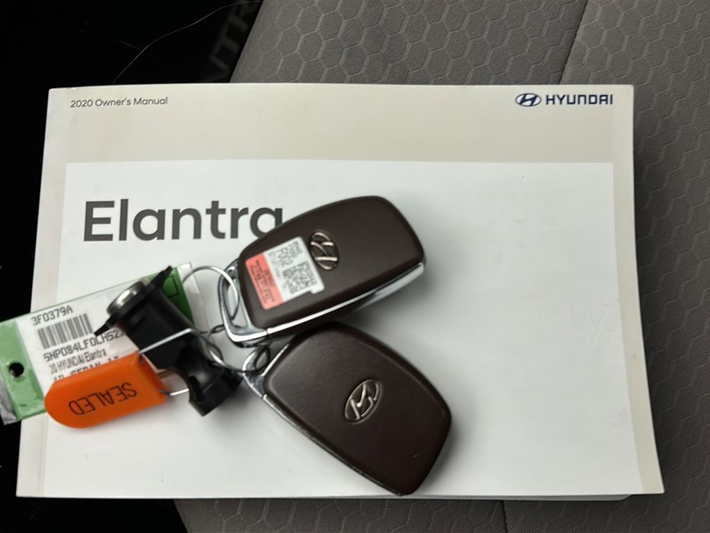 Used 2020 Hyundai Elantra Value Edition w/ Cargo Package (C1) image 27
