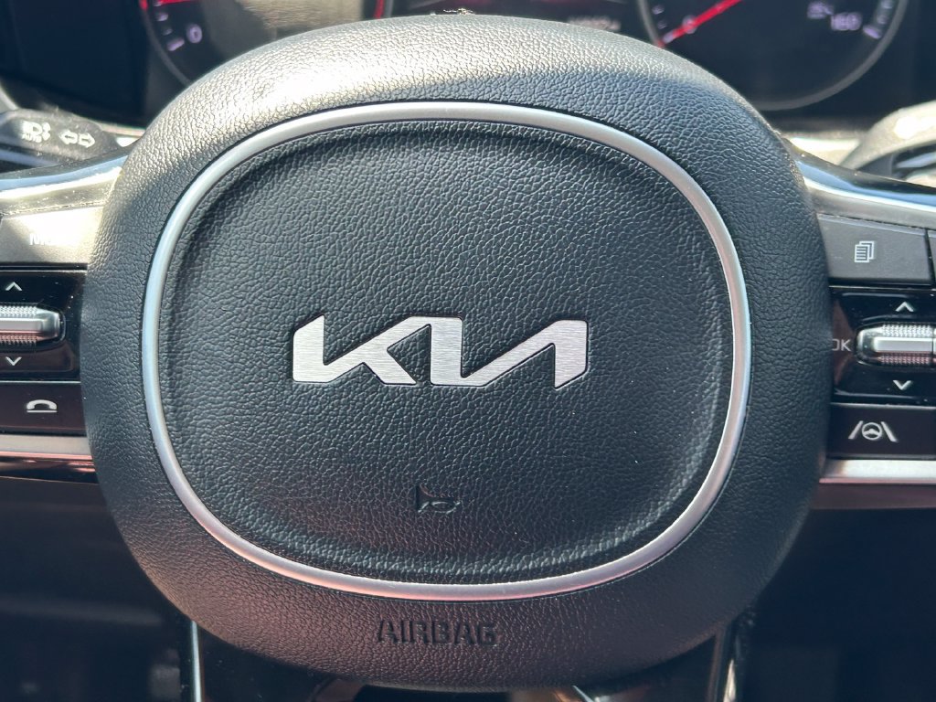 Used 2022 Kia Sorento S FWD image 35