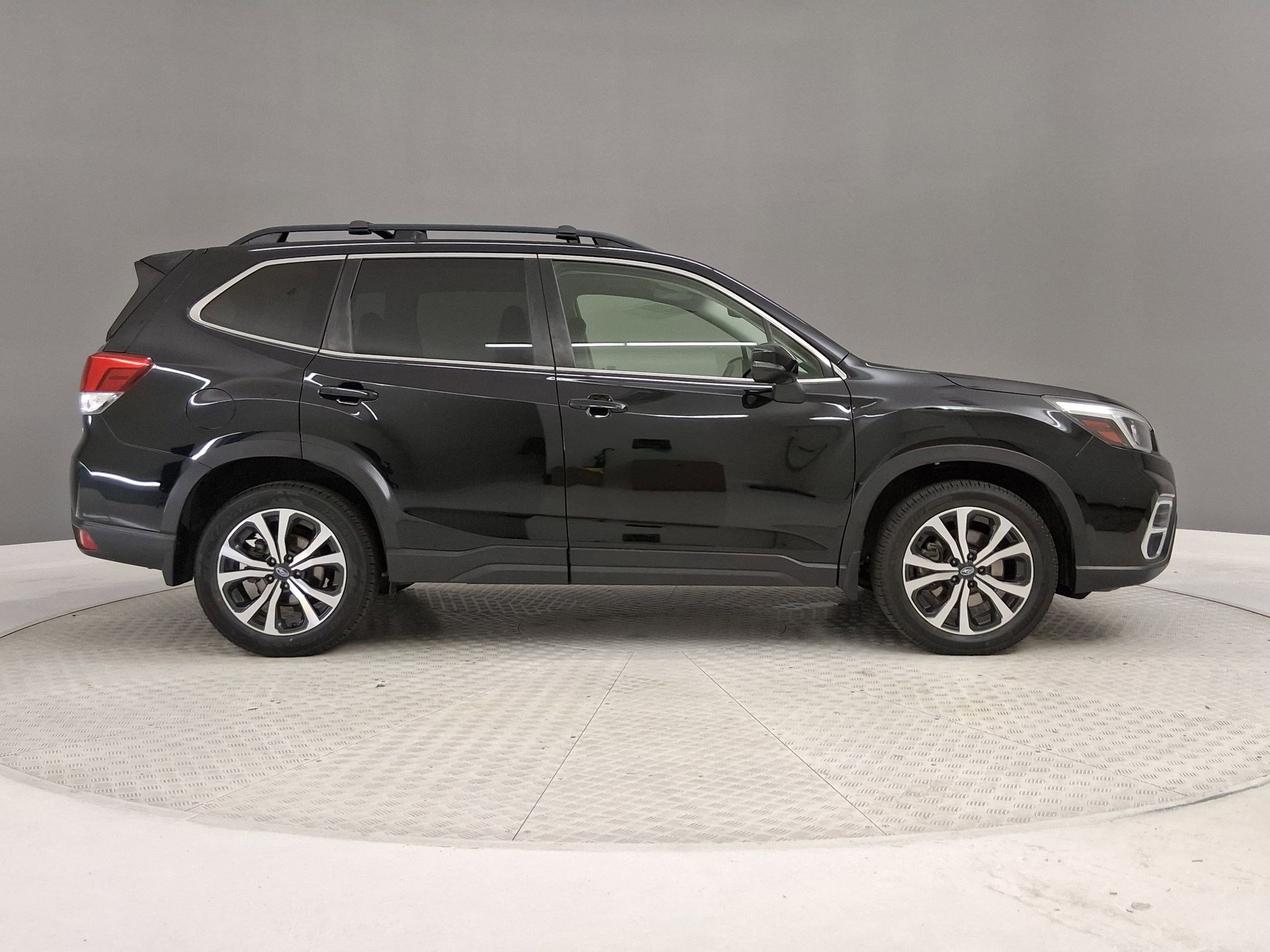 Used 2020 Subaru Forester Limited AWD/4WD image 6