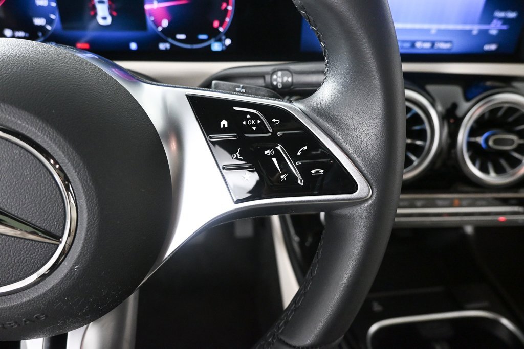 Used 2025 Mercedes-Benz CLA 250 CLA 250 image 11