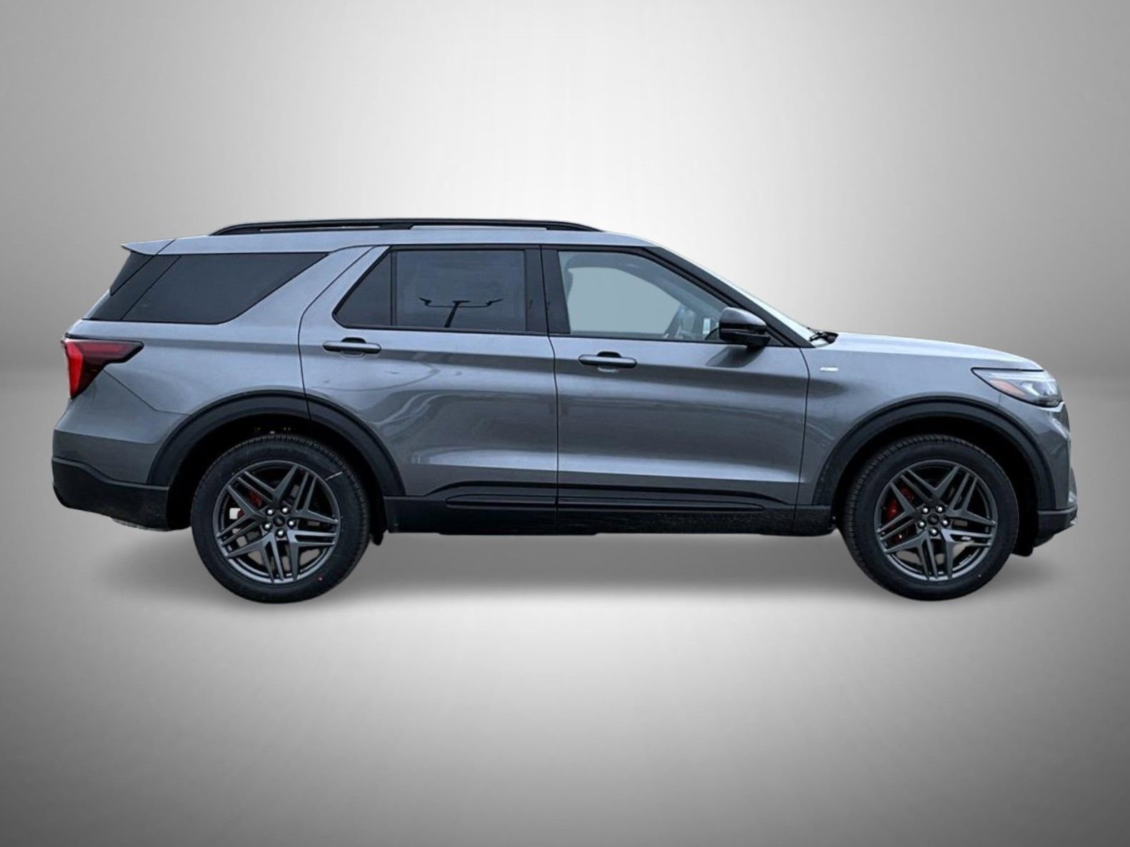 New 2026 Ford Explorer ST-Line w/ ST-Line Street Pack image 4