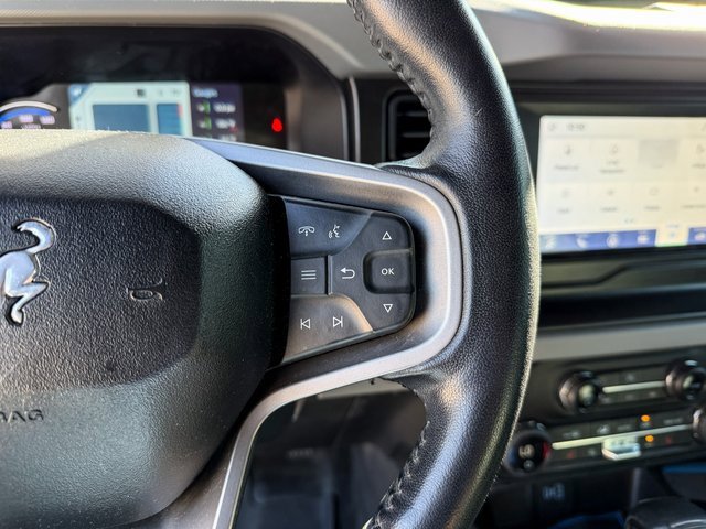 Used 2021 Ford Bronco Black Diamond image 12