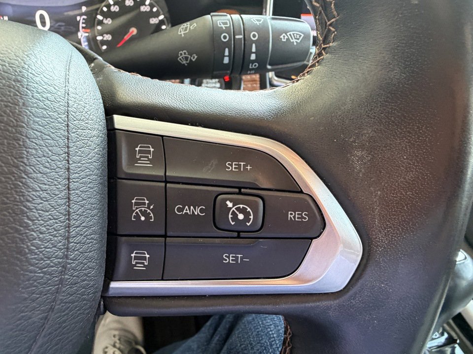 Used 2022 Jeep Compass Limited AWD/4WD image 17