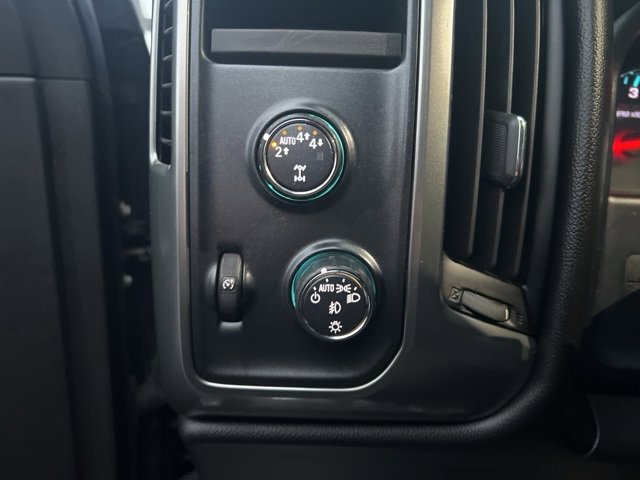 Used 2018 Chevrolet Silverado 1500 LT w/ All Star Edition image 26