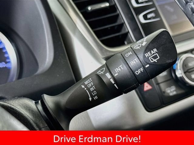 Certified 2018 Toyota Highlander Plus AWD/4WD image 16
