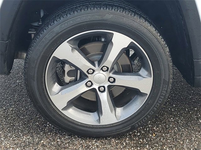 Used 2023 Jeep Grand Cherokee L Limited image 7