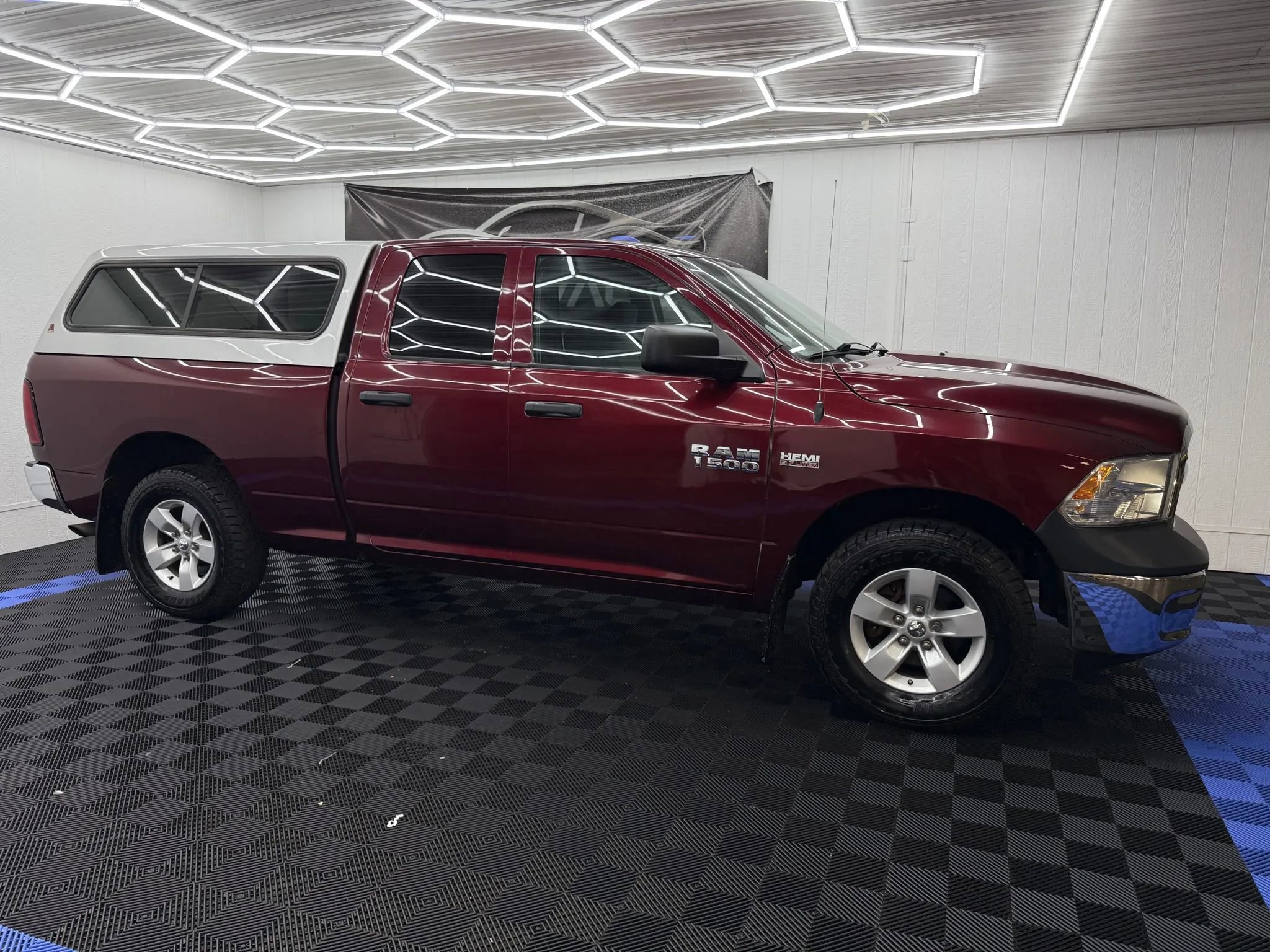 Used 2017 RAM 1500 ST w/ SXT Appearance Group image 2