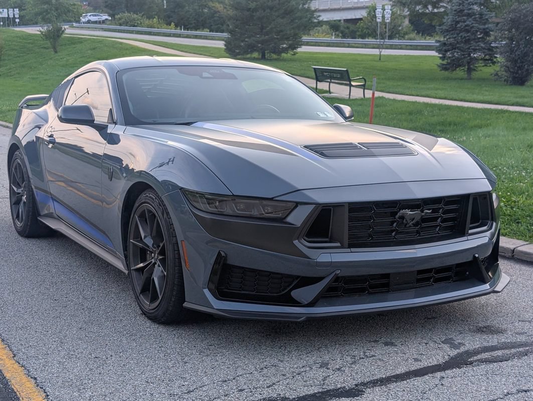 Used 2024 Ford Mustang Dark Horse RWD image 2