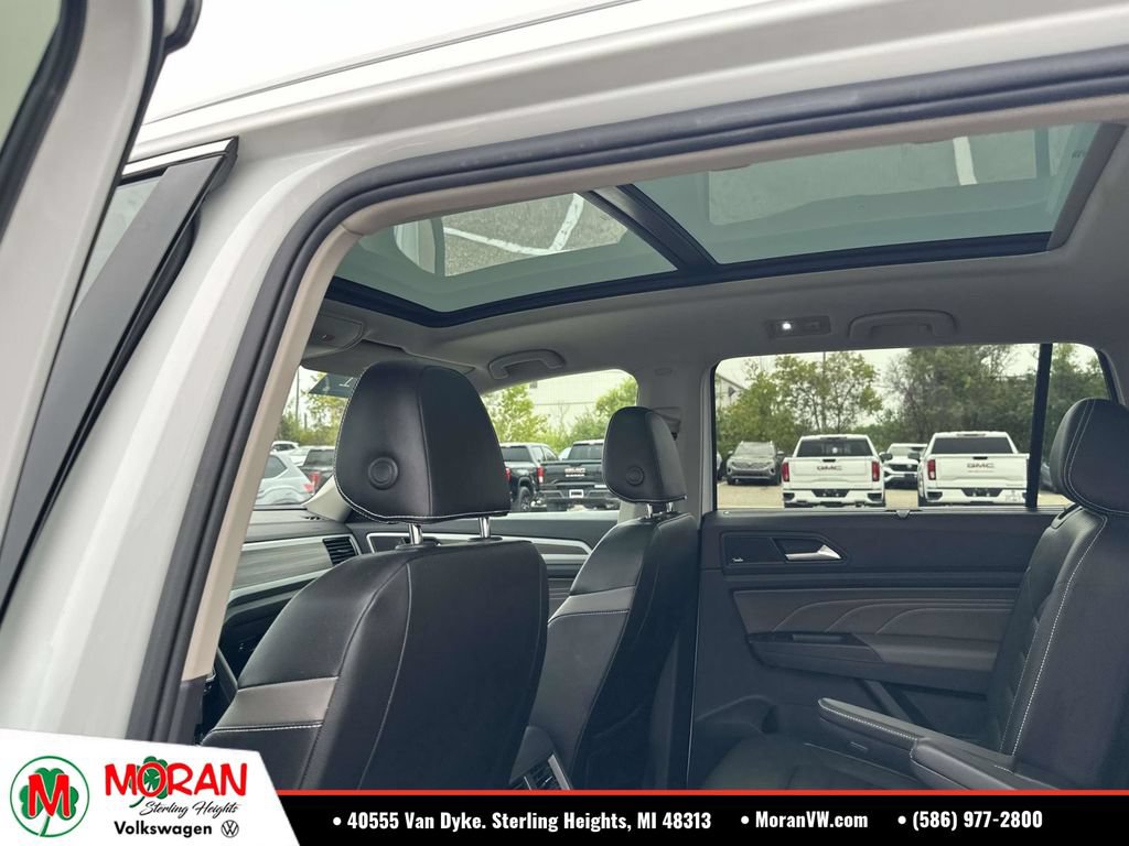 Used 2021 Volkswagen Atlas SEL Premium AWD/4WD image 16