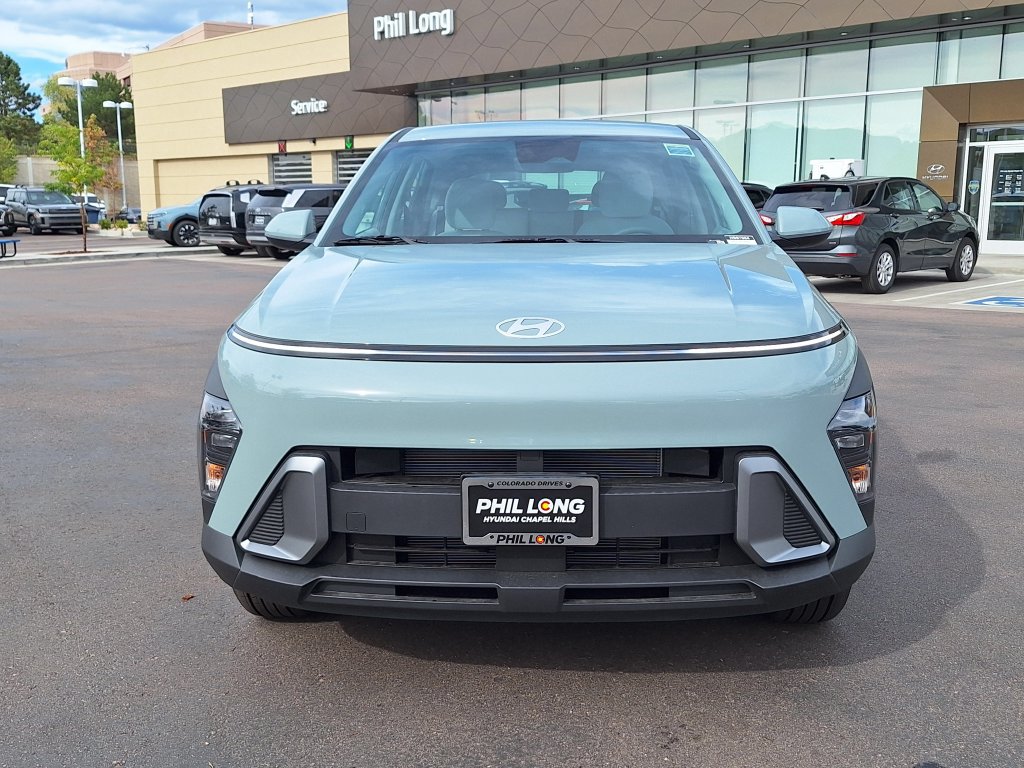 New 2027 Hyundai Kona SE AWD/4WD image 8