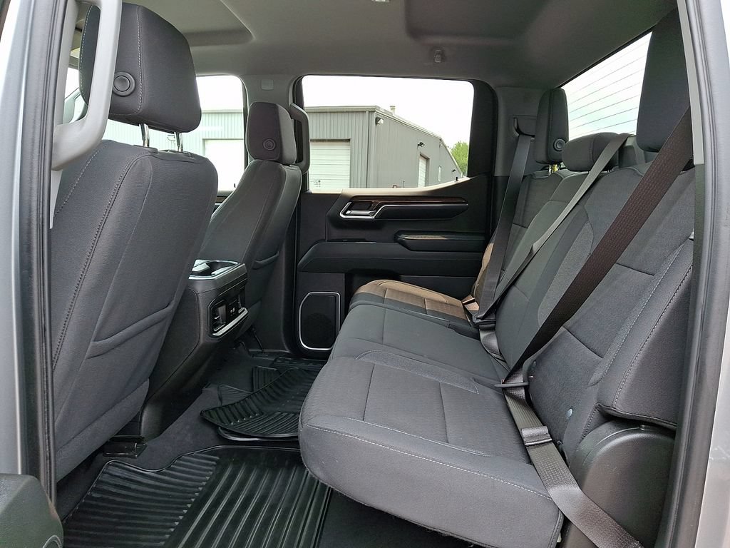 Used 2023 Chevrolet Silverado 1500 RST AWD/4WD image 10