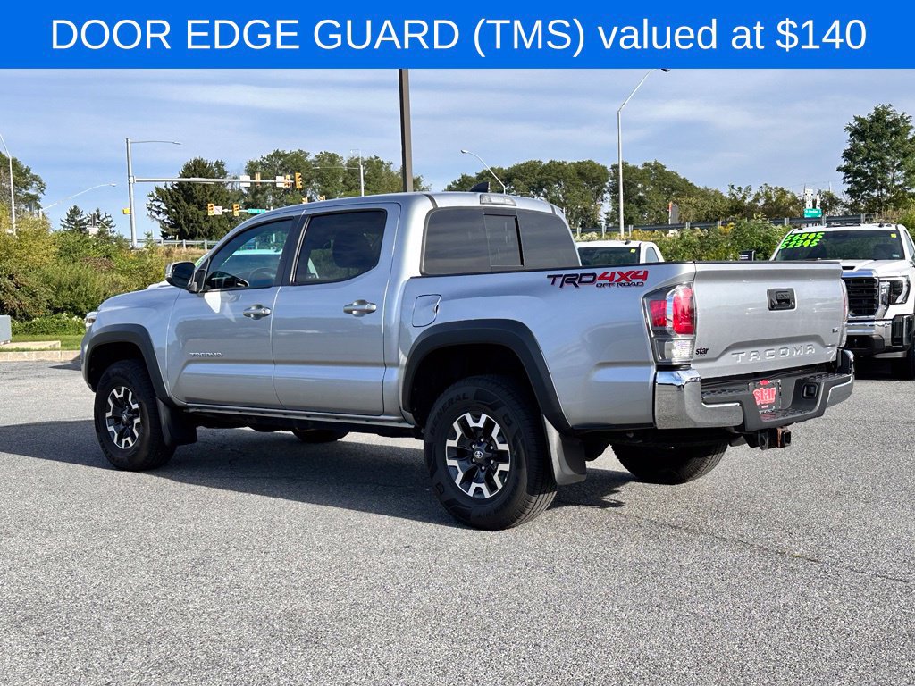 Used 2022 Toyota Tacoma TRD Off-Road AWD/4WD image 8