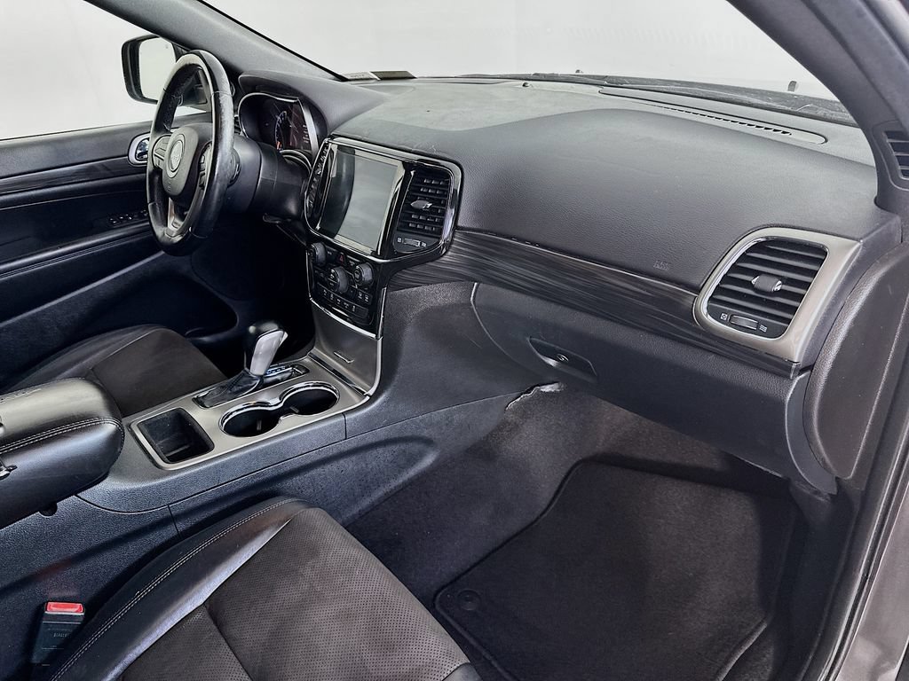 Used 2021 Jeep Grand Cherokee Laredo X AWD/4WD image 31