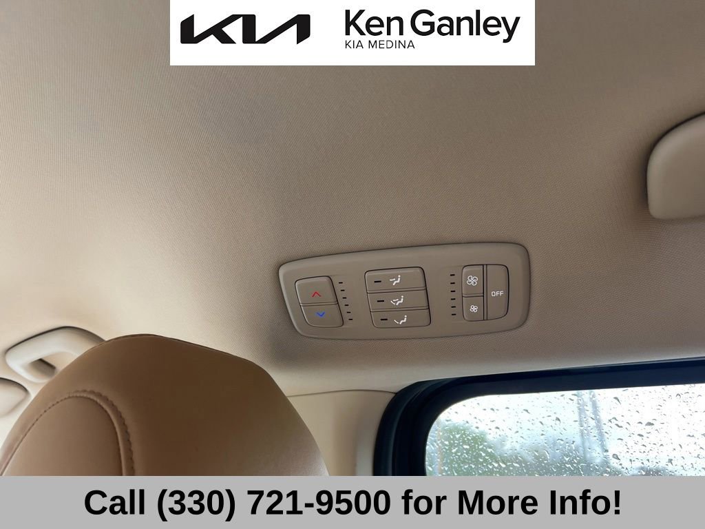 Used 2024 Kia Carnival LX FWD image 48