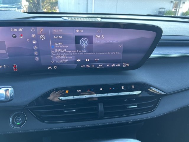 Used 2025 Buick Enclave Sport Touring image 12