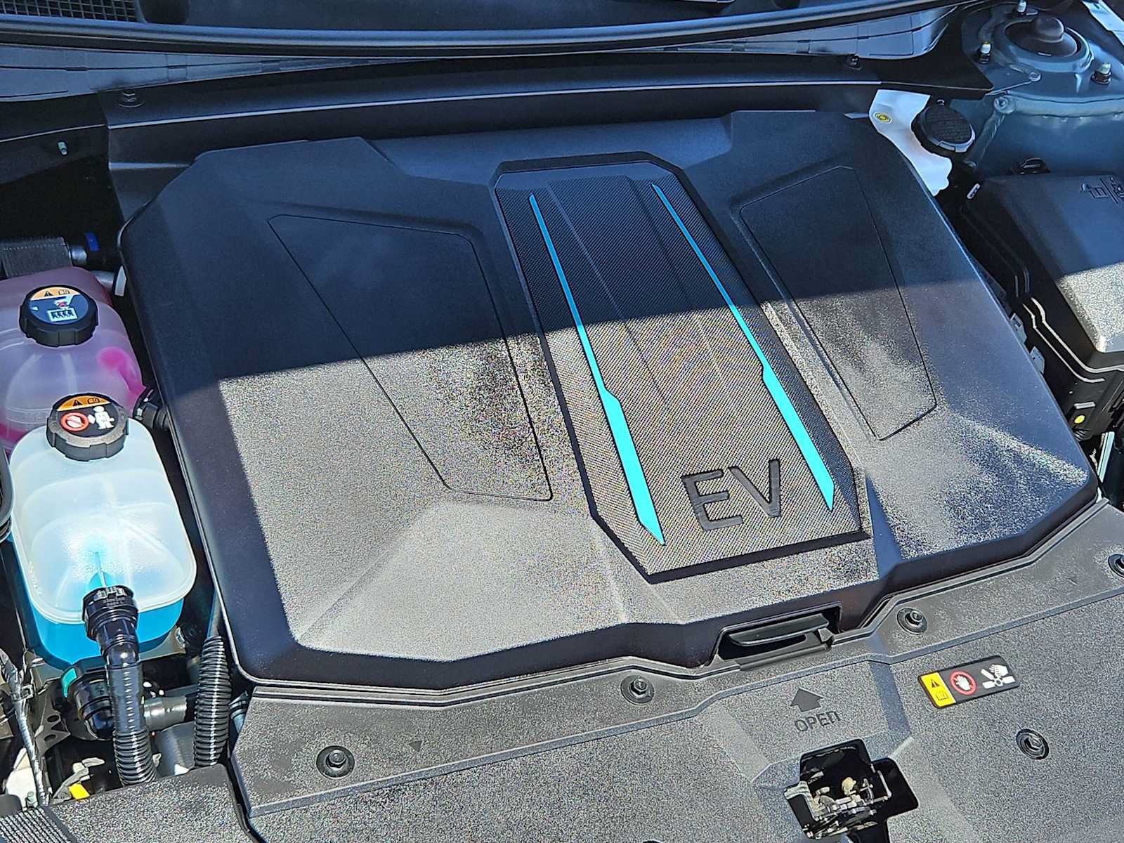 Certified 2024 Hyundai Ioniq 5 Limited RWD image 14