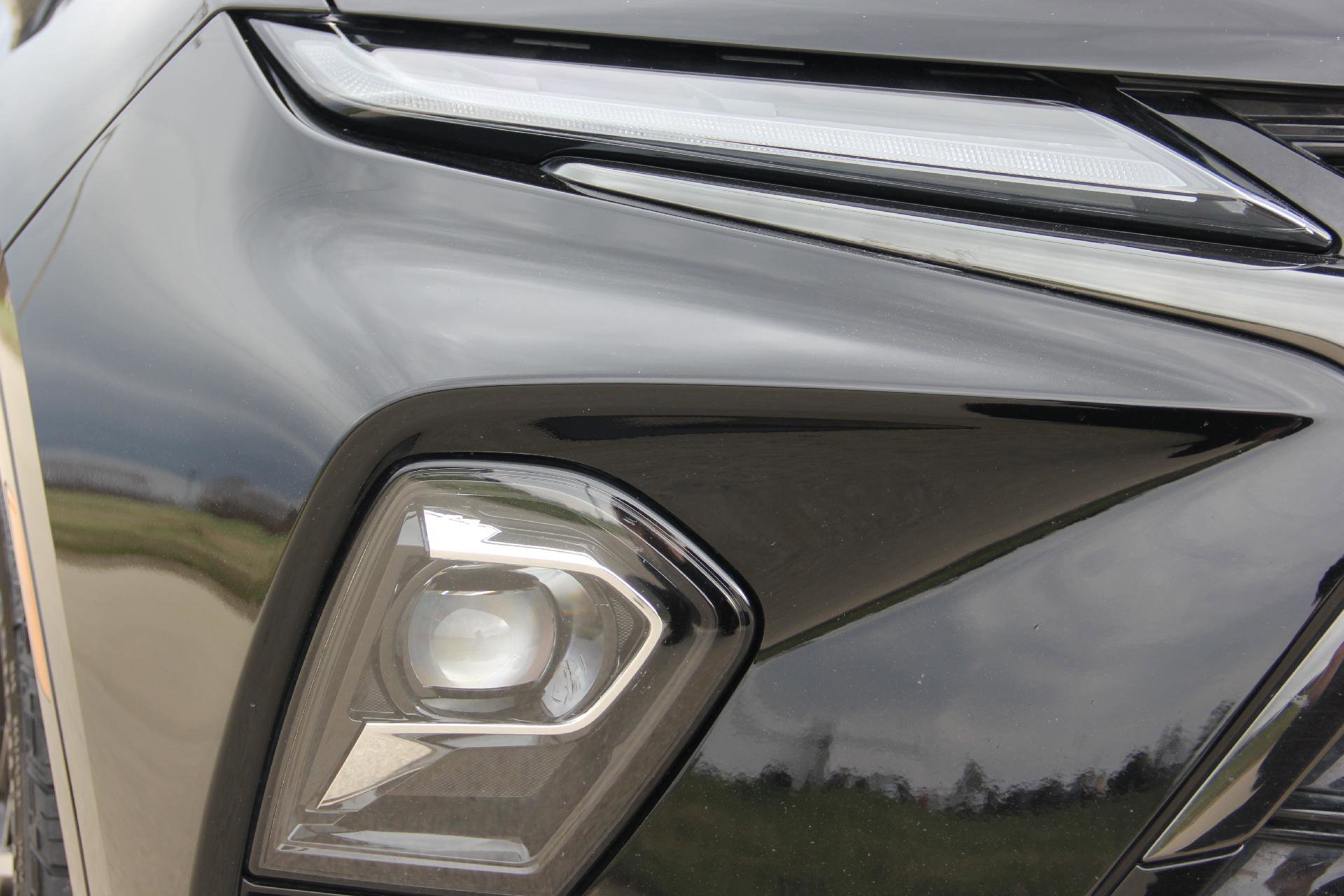 Certified 2023 Chevrolet Blazer RS w/ Driver Confidence II Package image 9