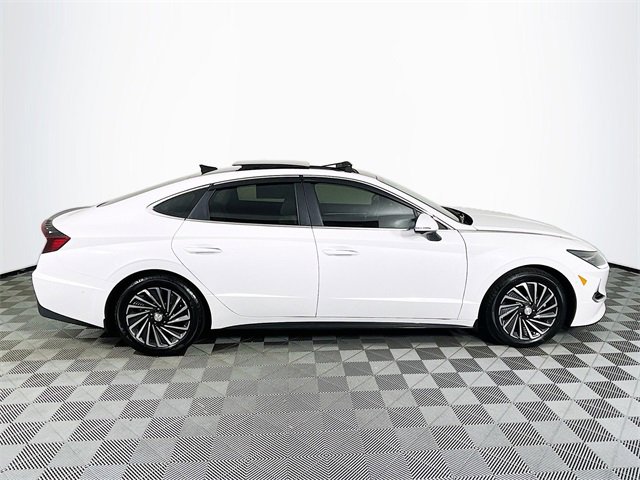 Used 2023 Hyundai Sonata Limited w/ Cargo Package image 9