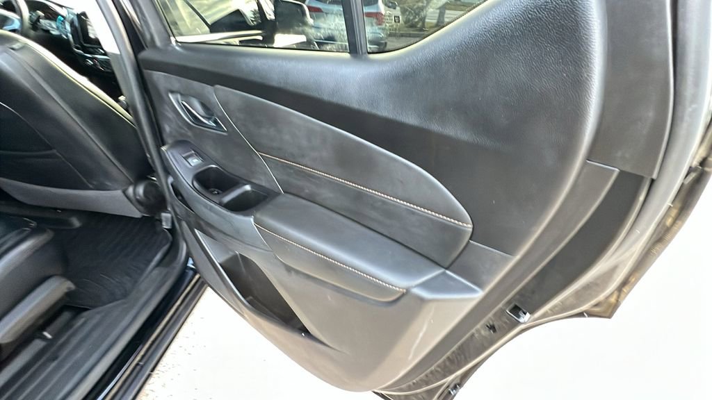 Used 2019 Chevrolet Traverse LT image 18