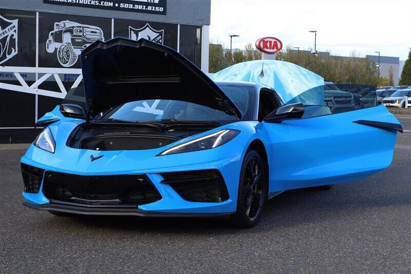 Used 2022 Chevrolet Corvette Stingray Premium Conv w/ Z51 Performance Package RWD image 25