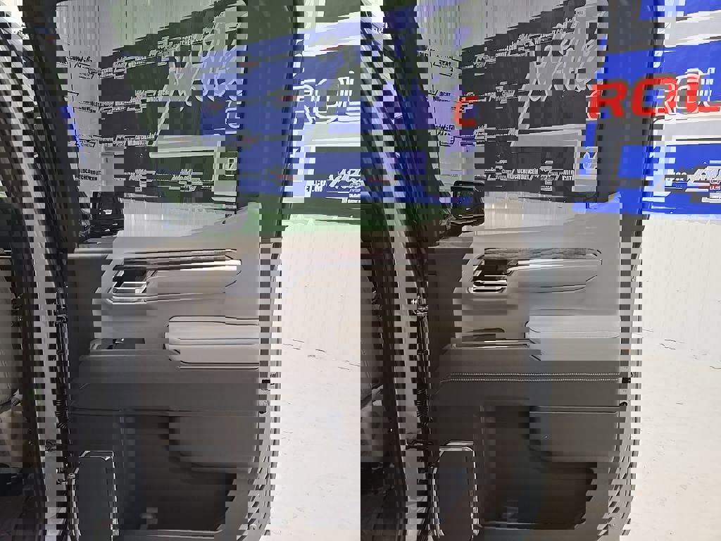 New 2026 Chevrolet Silverado 1500 LTZ w/ LTZ Premium Package image 21