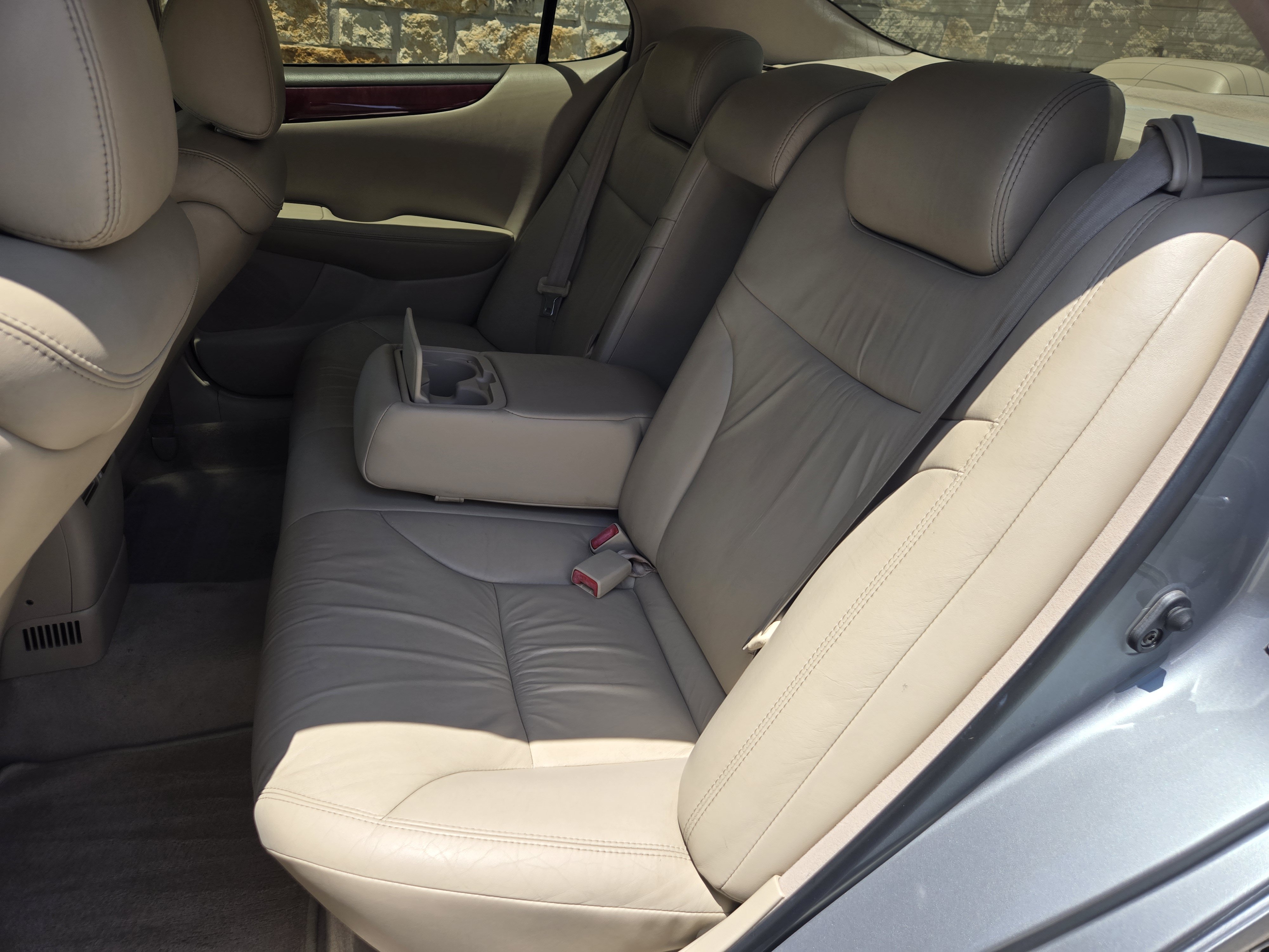 Used 2003 Lexus ES 330 FWD image 7