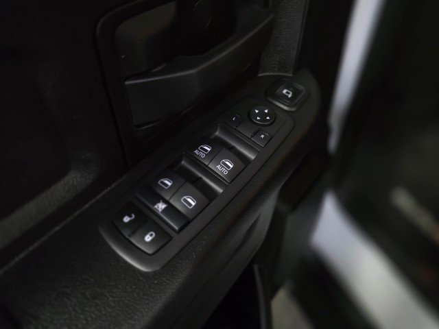 Used 2024 RAM 3500 Tradesman w/ Chrome Appearance Group image 29