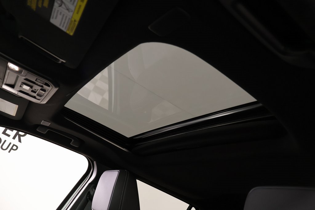 Used 2025 Toyota 4Runner TRD Off-Road Premium image 15