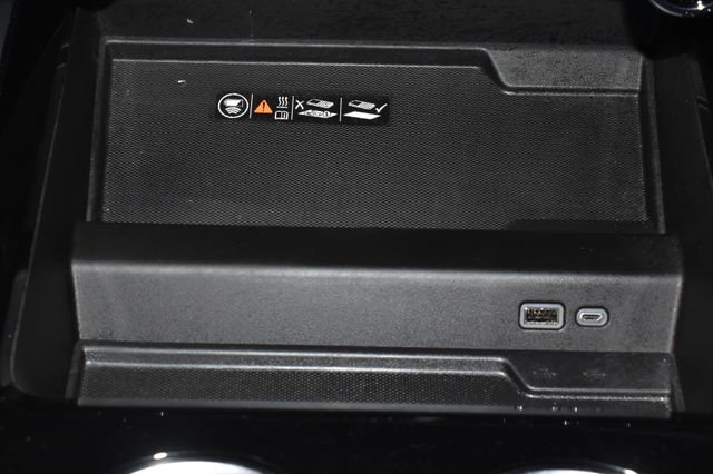 Used 2025 Chevrolet Tahoe Z71 w/ Z71 Off-Road Package image 21