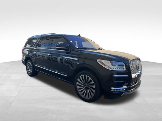 Used 2019 Lincoln Navigator L Reserve image 4