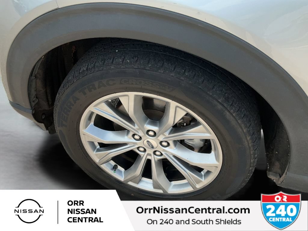 Used 2021 Ford Explorer Limited w/ Equipment Group 301A AWD/4WD image 9