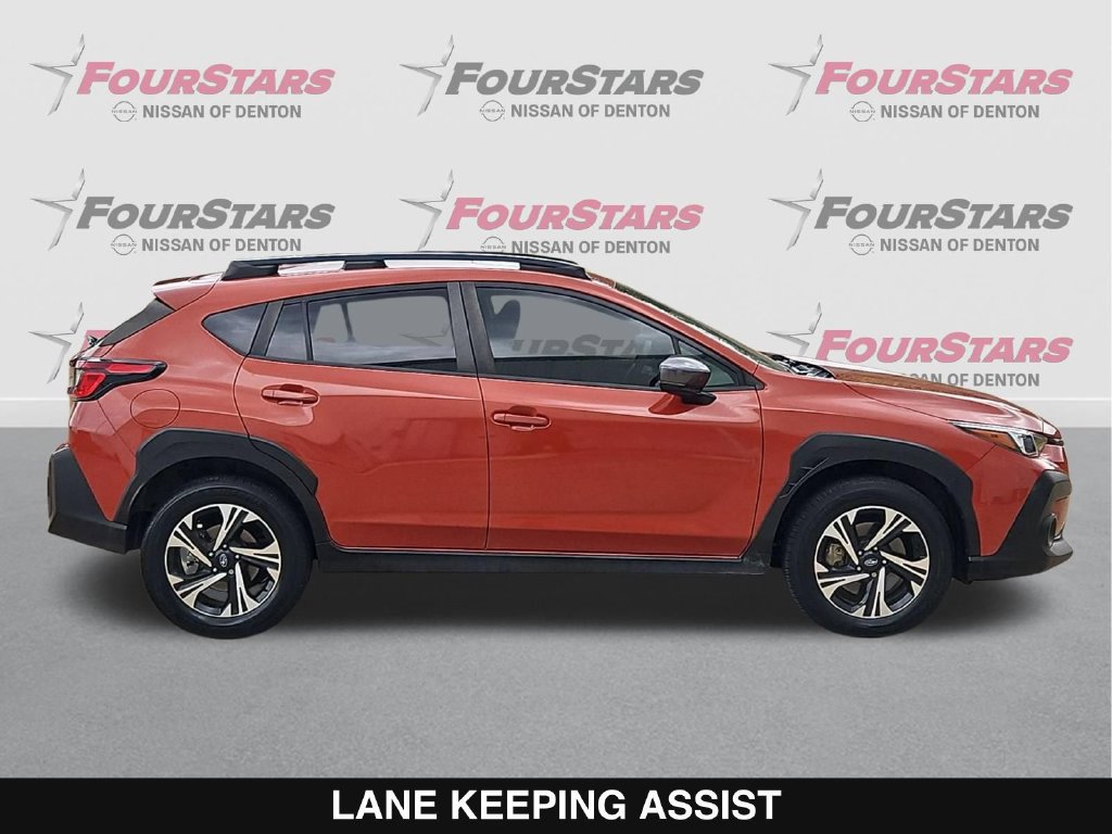 Used 2024 Subaru Crosstrek 2.0i Premium AWD/4WD image 3