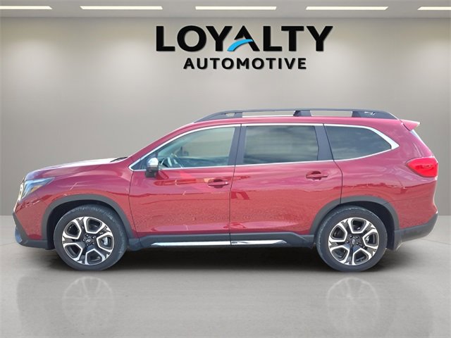 Used 2023 Subaru Ascent Limited w/ Technology Package image 2