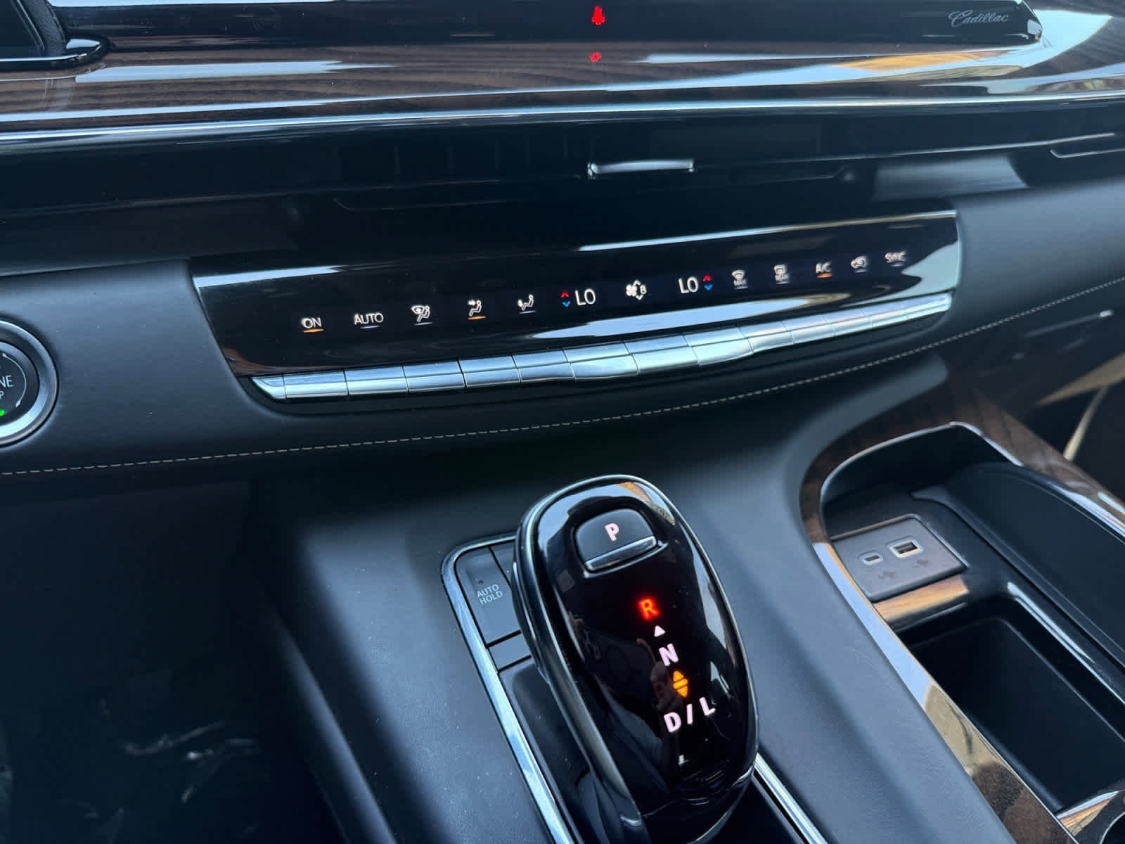 Used 2024 Cadillac Escalade Sport Platinum w/ LPO, Floor Liner Package image 21