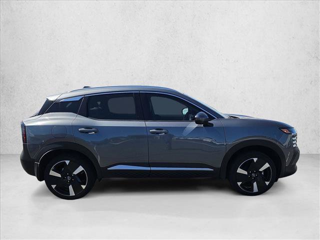 Used 2025 Nissan Kicks SR FWD image 4