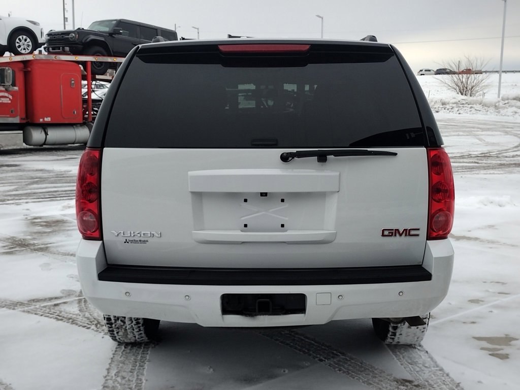Used 2014 GMC Yukon SLE image 6