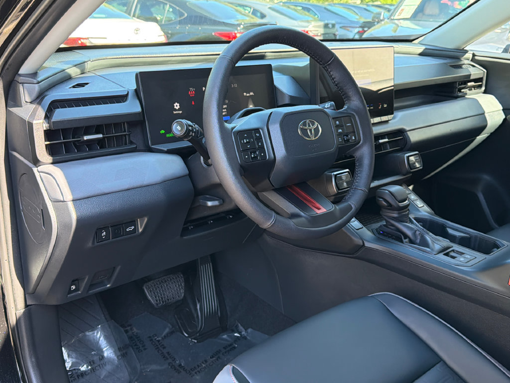 Used 2026 Toyota RAV4 AWD image 22