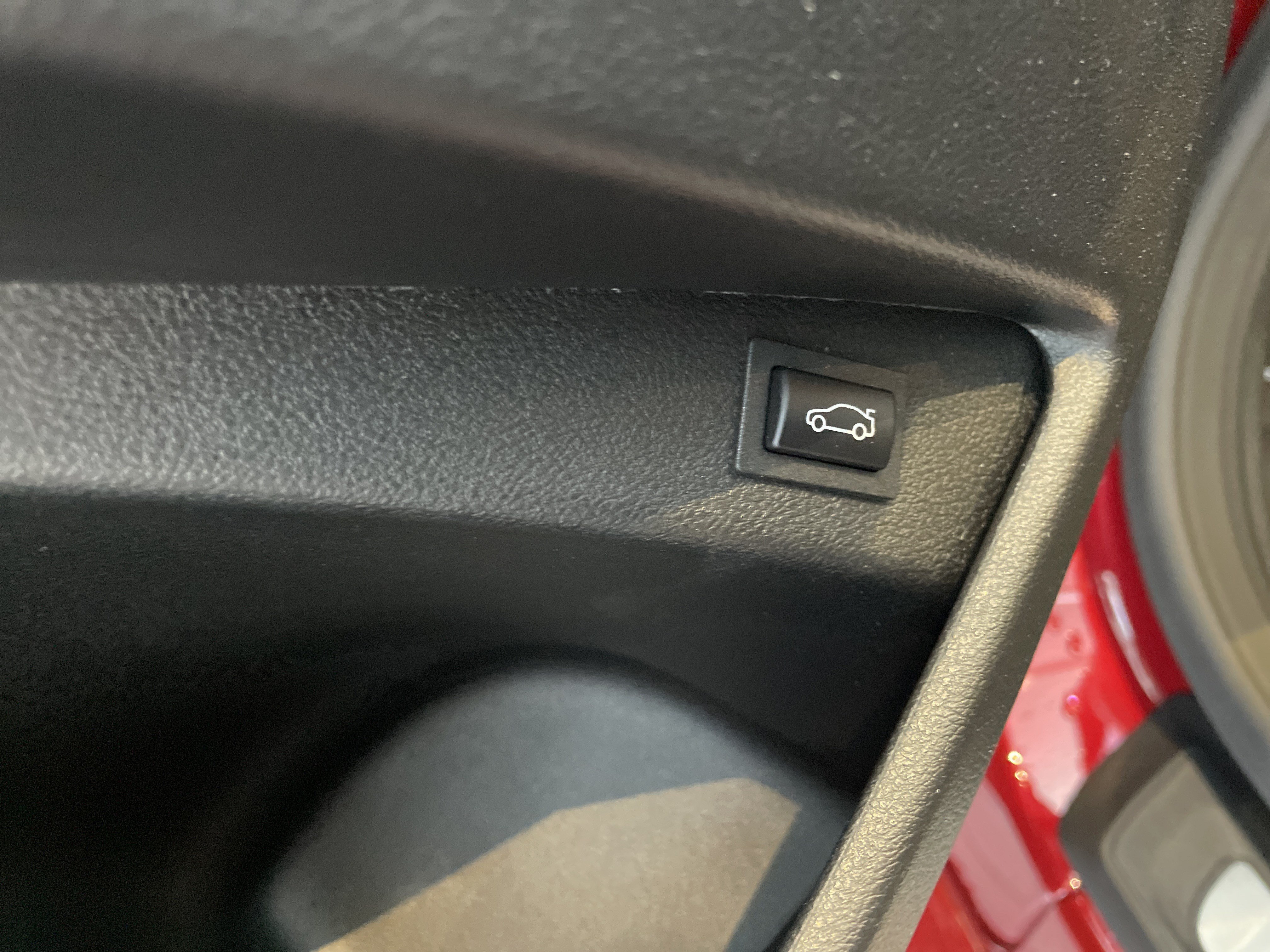 Used 2025 BMW M2 w/ Lighting Package RWD image 17
