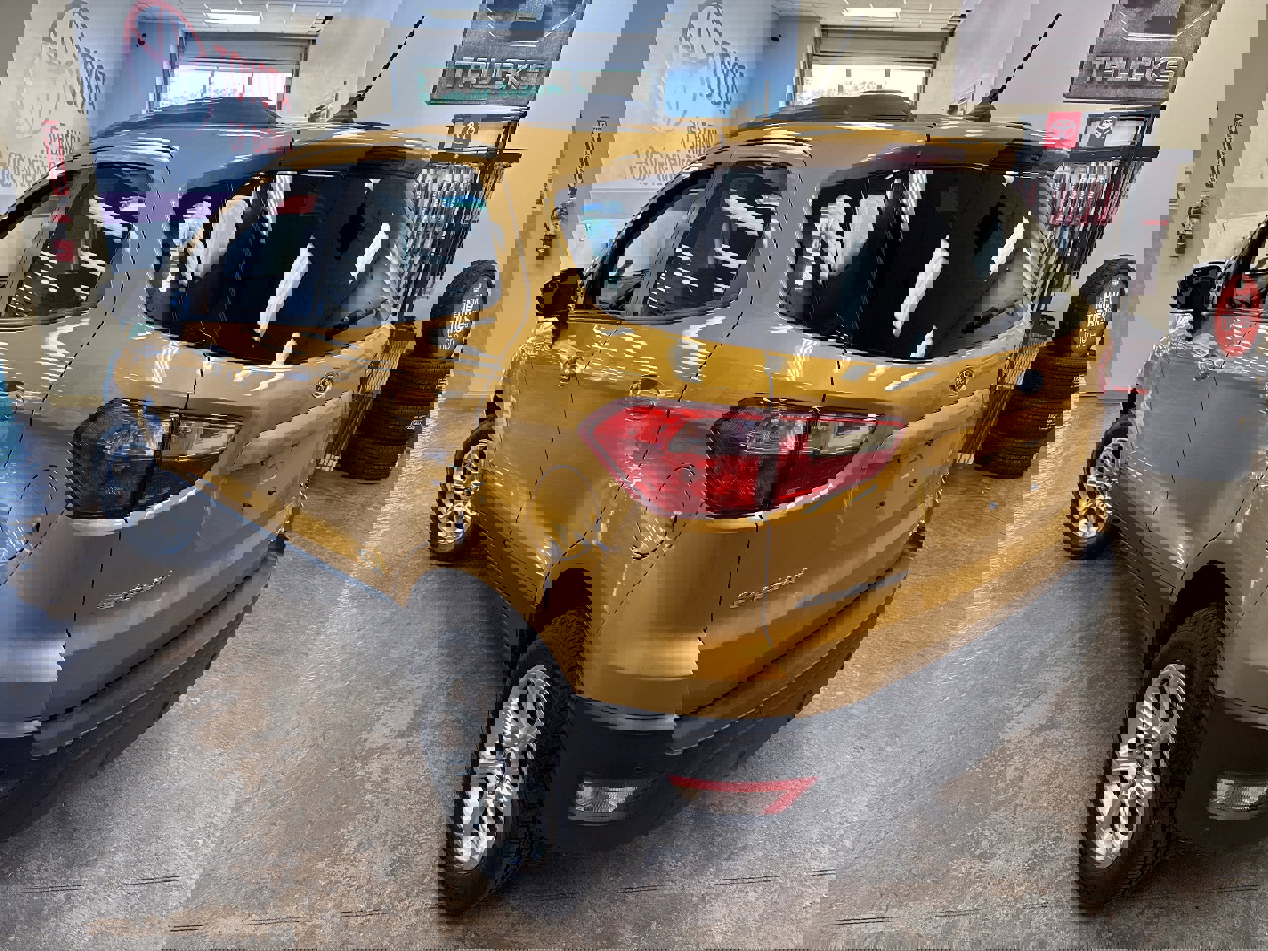 Used 2021 Ford EcoSport SE image 8